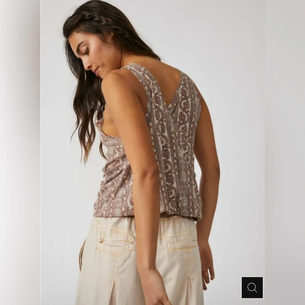 Free people Your twisted tee  XL, black version. NWT